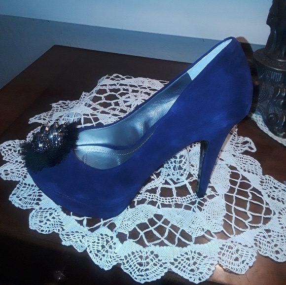 Blue Suede Pumps as 9m - Picture 4 of 8